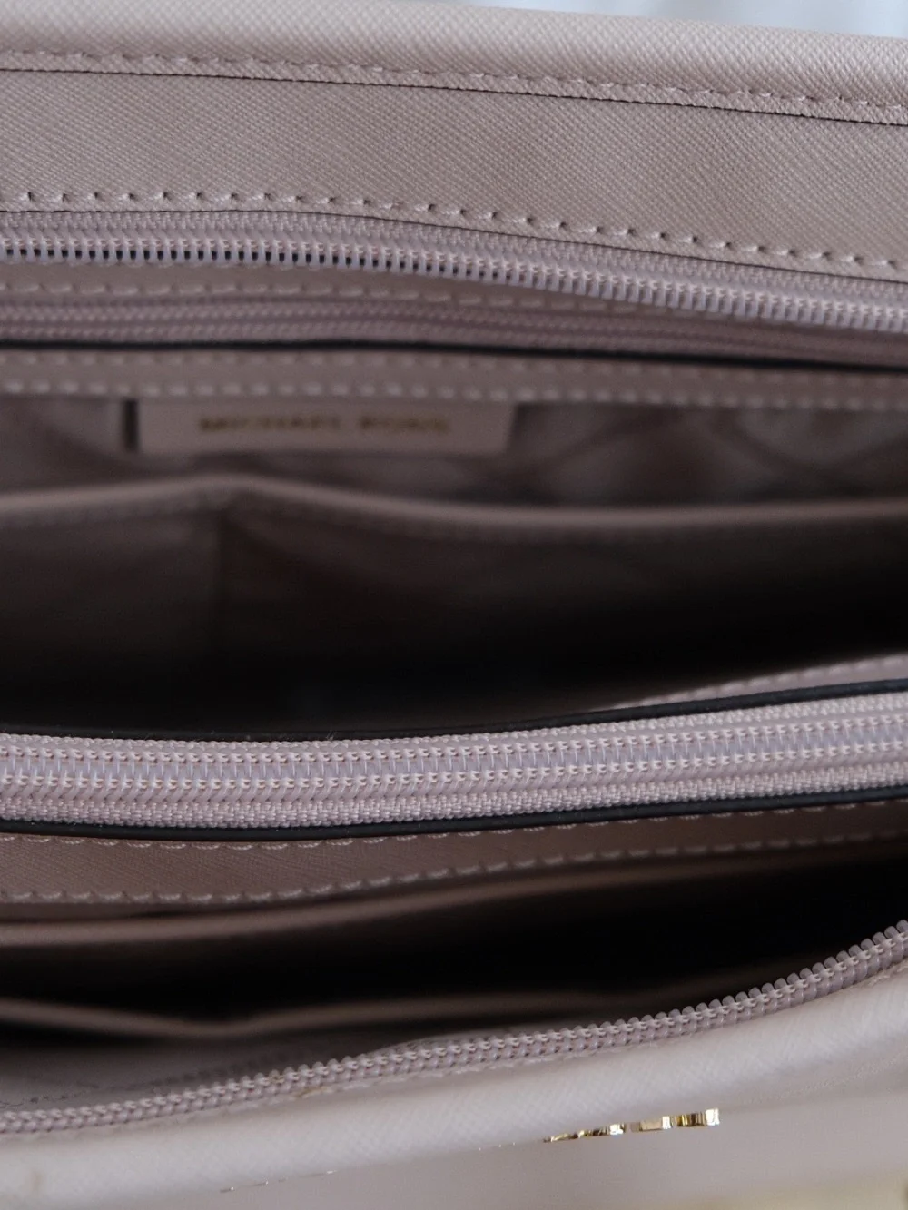 Michael Kors Multifunction Jet Set Travel Saffiano Leather Tote